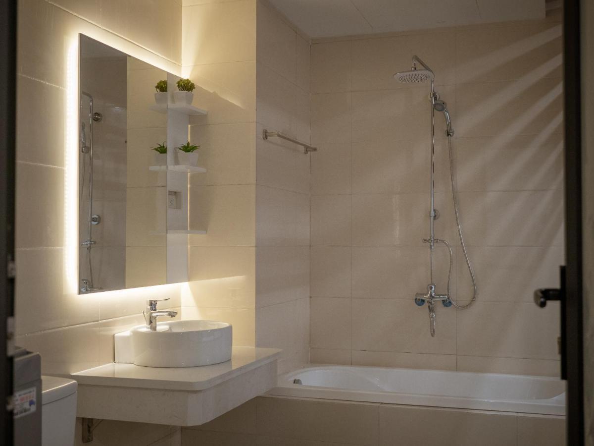 Deluxe Apartment At Minori Building Hanoi Esterno foto